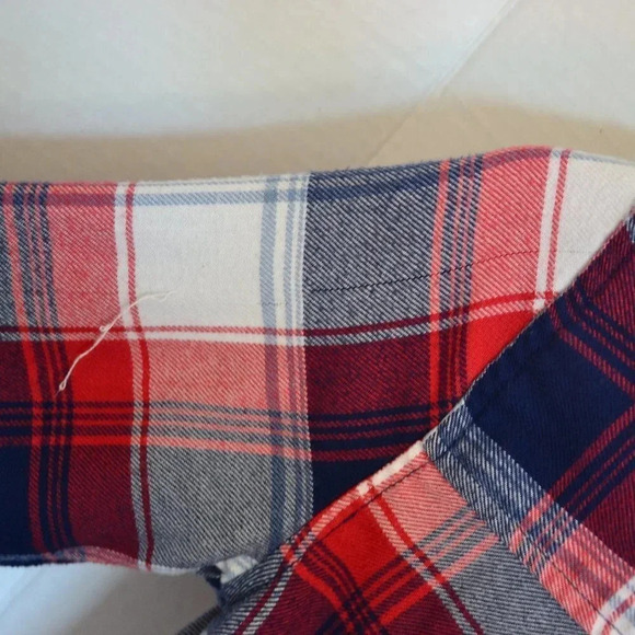 AE Boyfriend fit Ahhmazingly Soft  Flannel - Picture 4 of 4